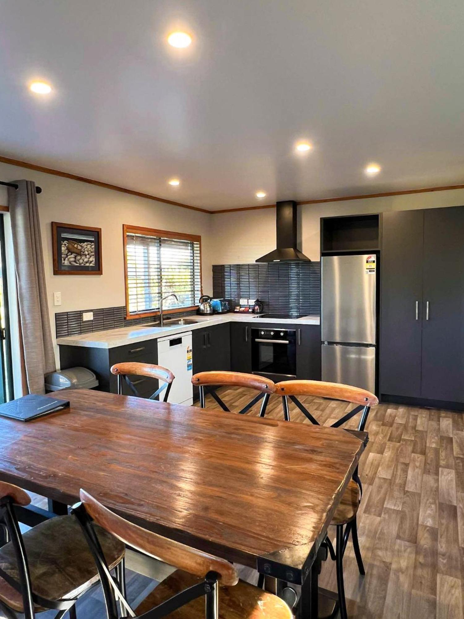 Havelock North Holiday Park Bagian luar foto